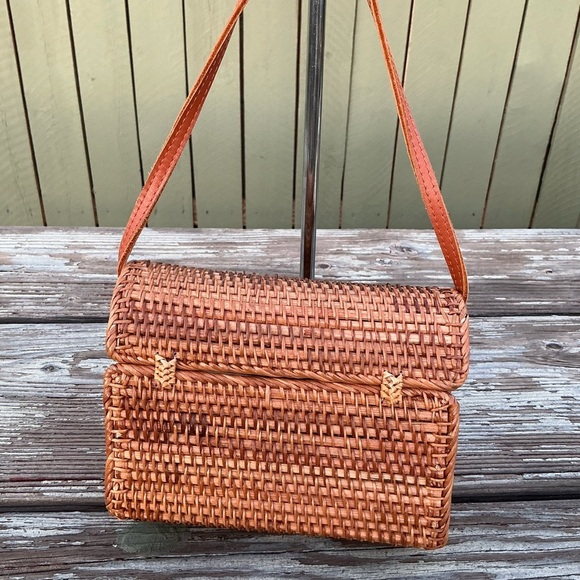 Vintage Brown Woven Crossbody Leather Strap Bag - Picture 8 of 11